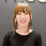 岡室あきこ
